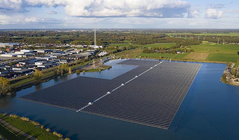 Didžiausias Nyderlanduose plūduriuojantis saulės ūkis 83 Netherland’s biggest Floating Solar Farm 83
